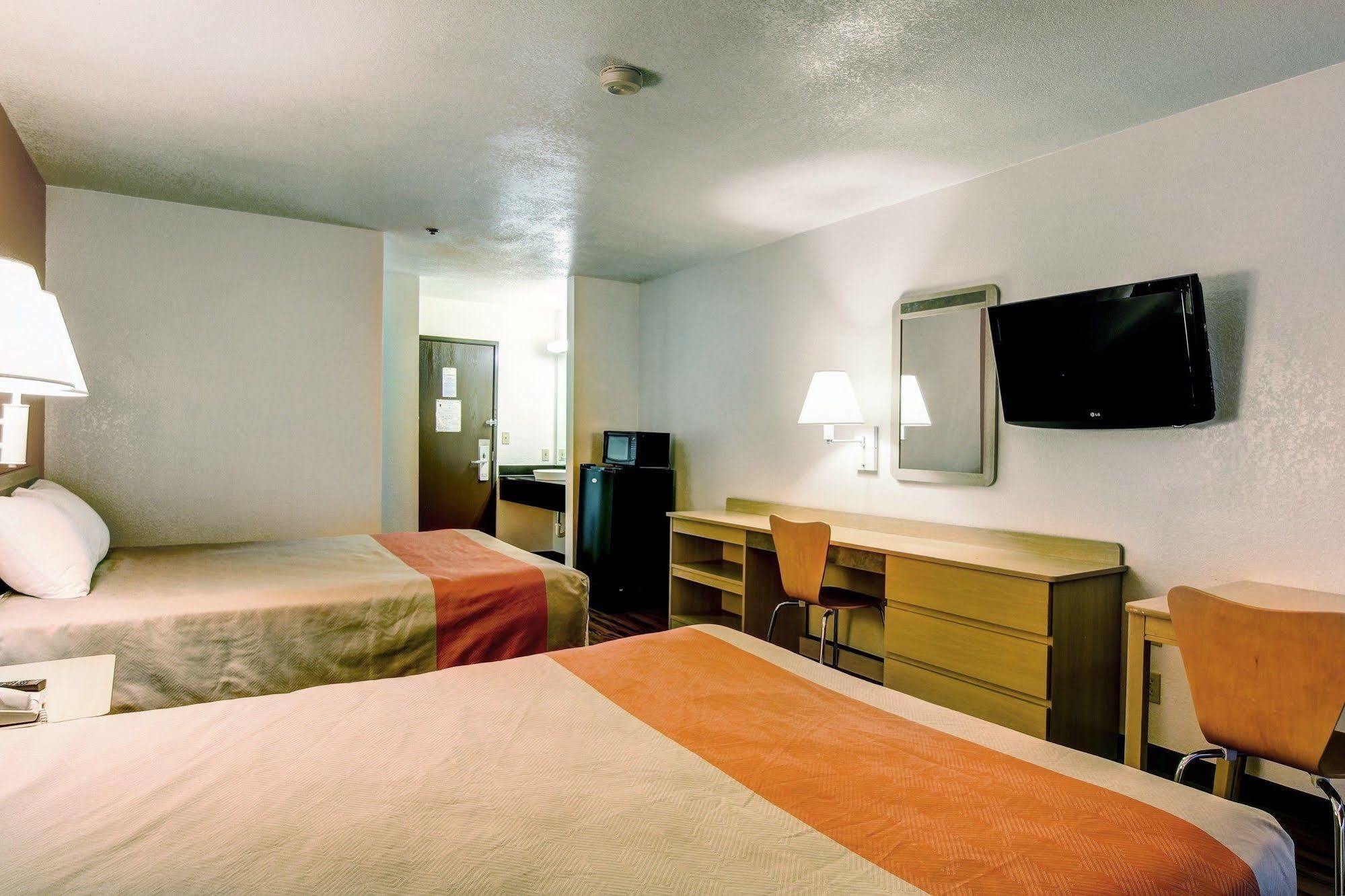 Motel 6-Columbia, Mo - East Dış mekan fotoğraf